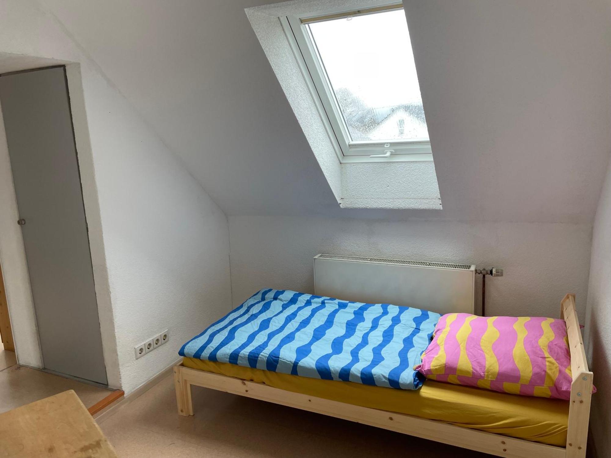 Haus Dambacher - Arbeiter-Monteurzimmer Nuertingen Zewnętrze zdjęcie