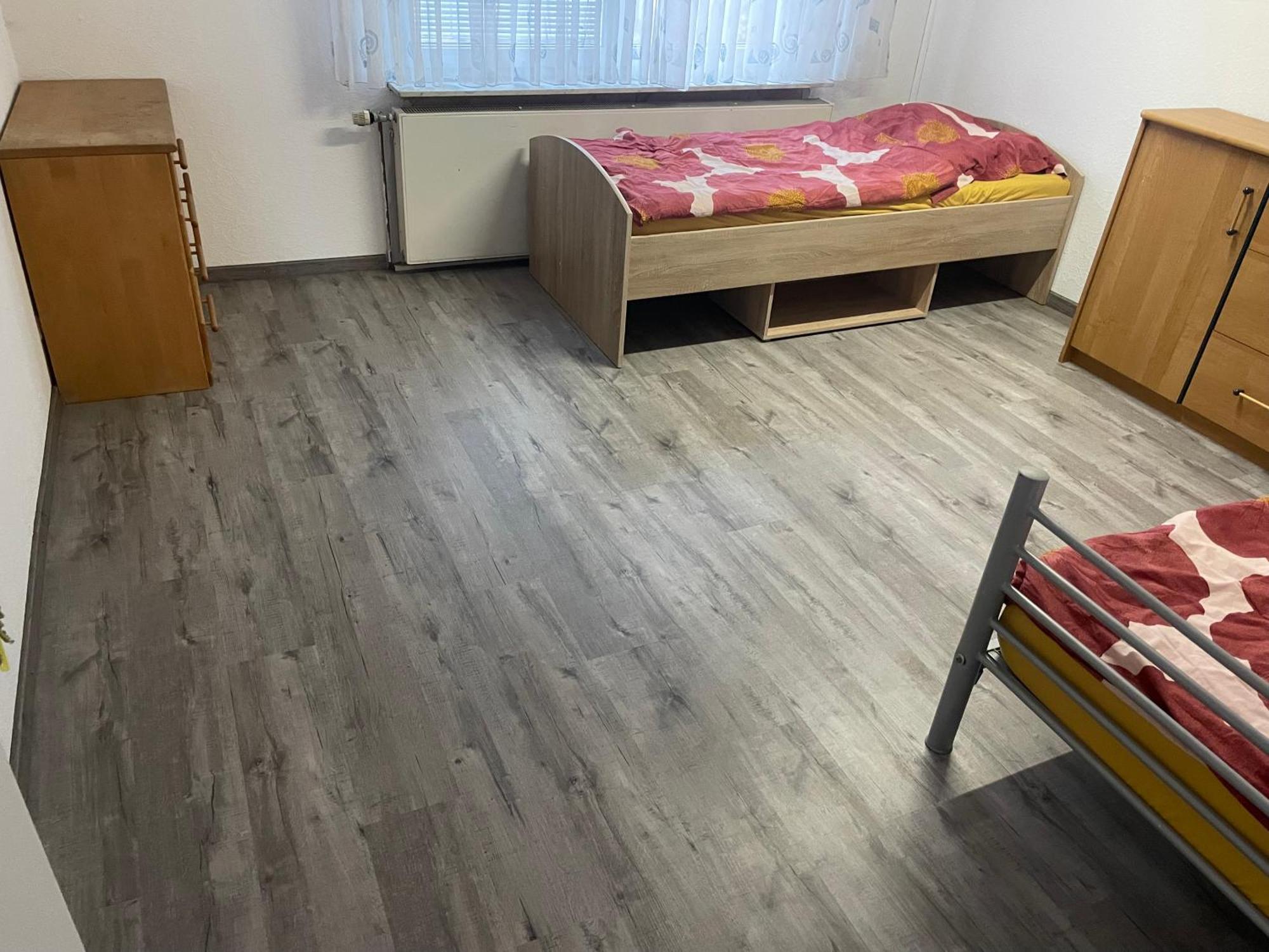 Haus Dambacher - Arbeiter-Monteurzimmer Nuertingen Zewnętrze zdjęcie